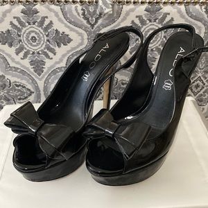 Aldo stilettos with Bow